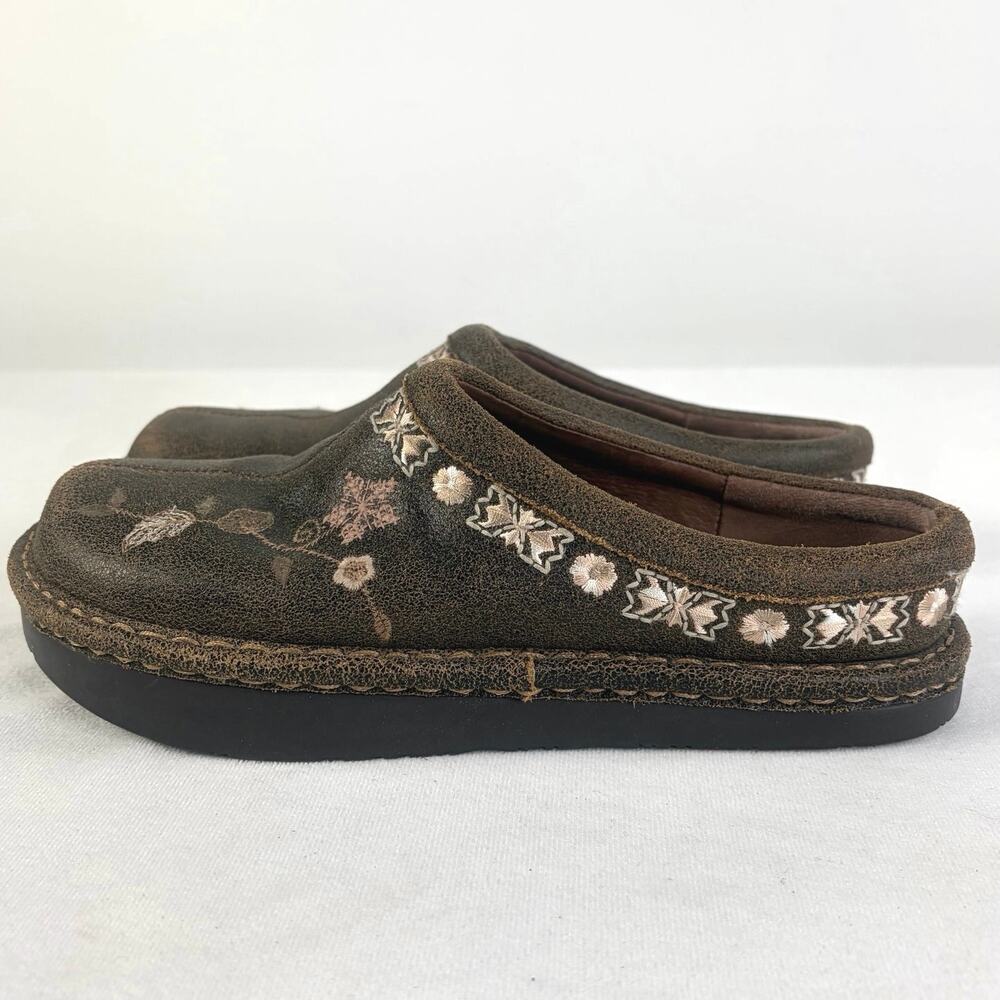 Y2K Earth Kalso Pearl Leather Embroidered Negative Heel Slip On Mules Clogs Sz 7 - Picture 4 of 6